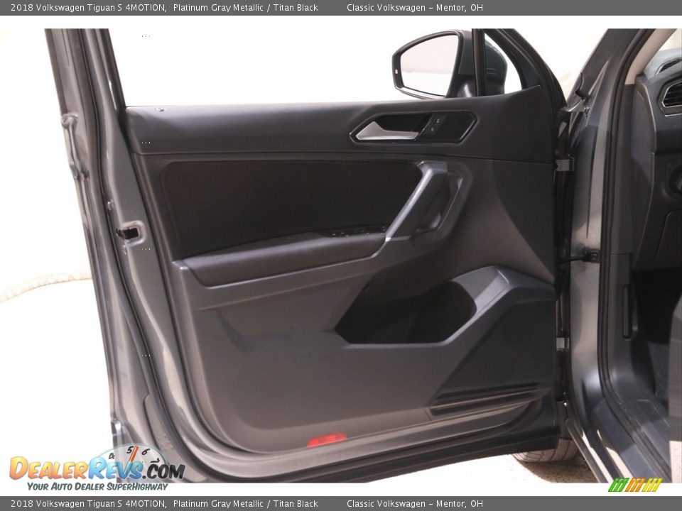 2018 Volkswagen Tiguan S 4MOTION Platinum Gray Metallic / Titan Black Photo #4