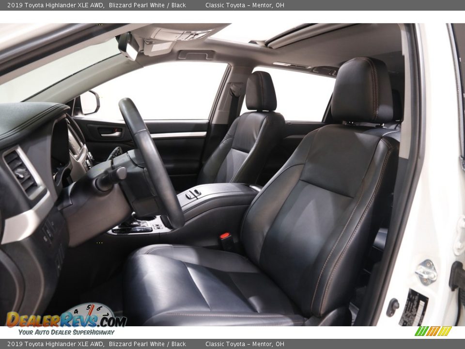 2019 Toyota Highlander XLE AWD Blizzard Pearl White / Black Photo #5