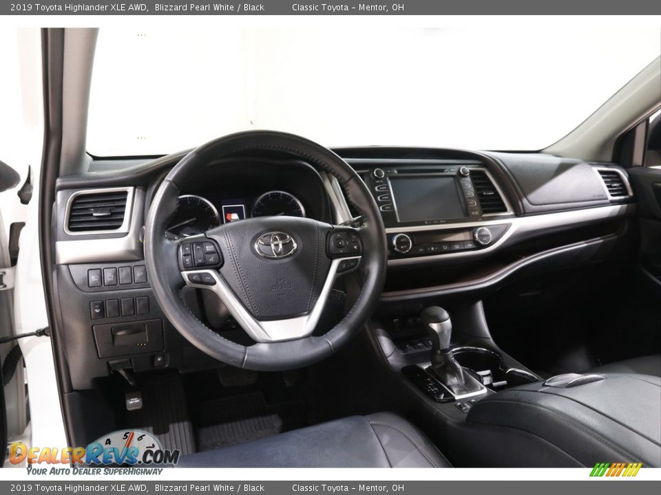 2019 Toyota Highlander XLE AWD Blizzard Pearl White / Black Photo #6