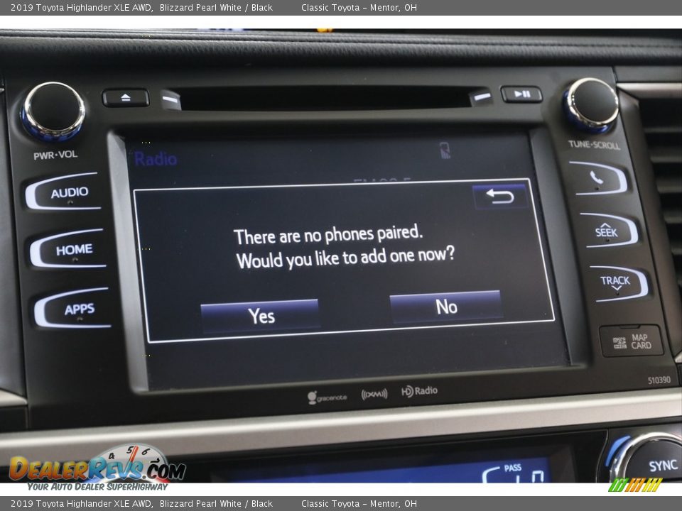 2019 Toyota Highlander XLE AWD Blizzard Pearl White / Black Photo #12