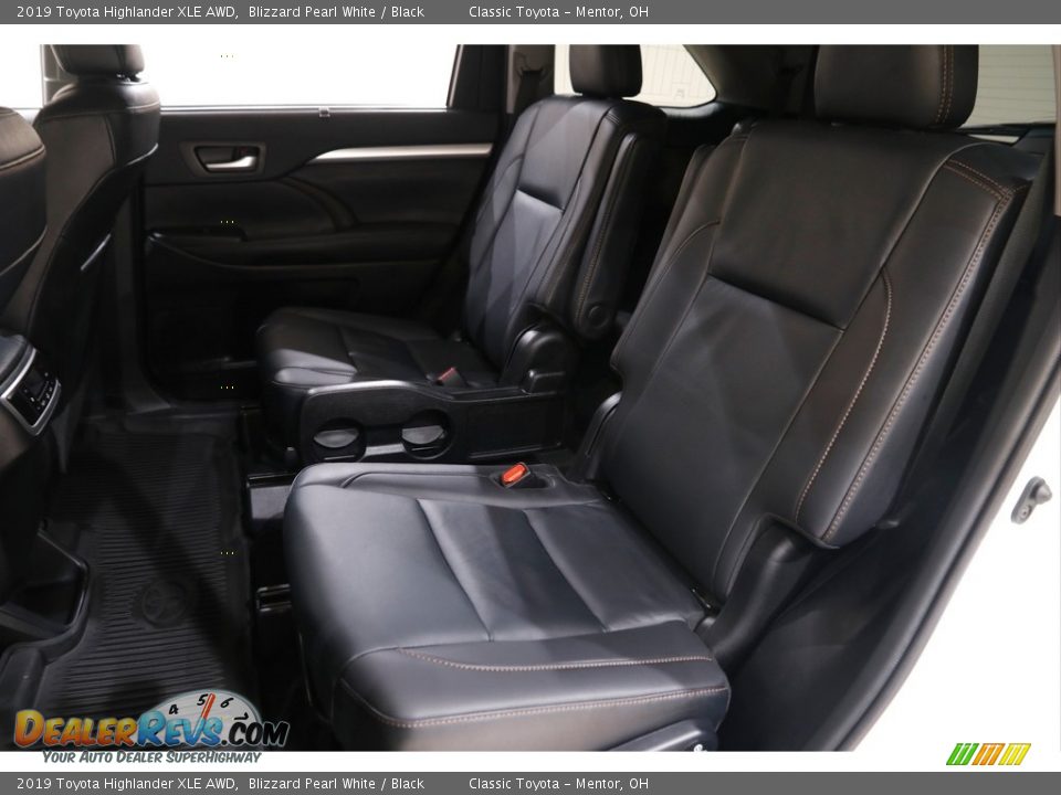 2019 Toyota Highlander XLE AWD Blizzard Pearl White / Black Photo #18