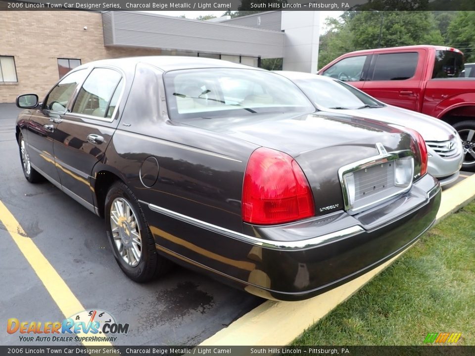 Charcoal Beige Metallic 2006 Lincoln Town Car Designer Series Photo #2