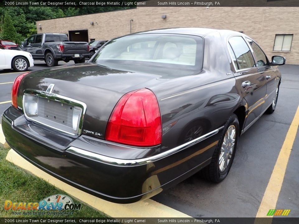 Charcoal Beige Metallic 2006 Lincoln Town Car Designer Series Photo #4