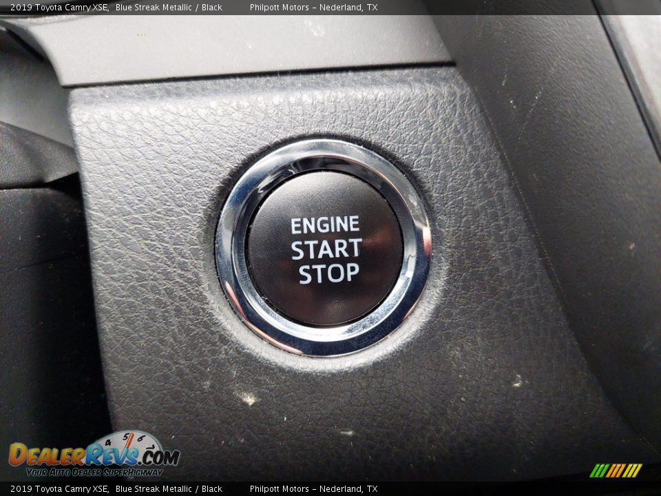 2019 Toyota Camry XSE Blue Streak Metallic / Black Photo #22