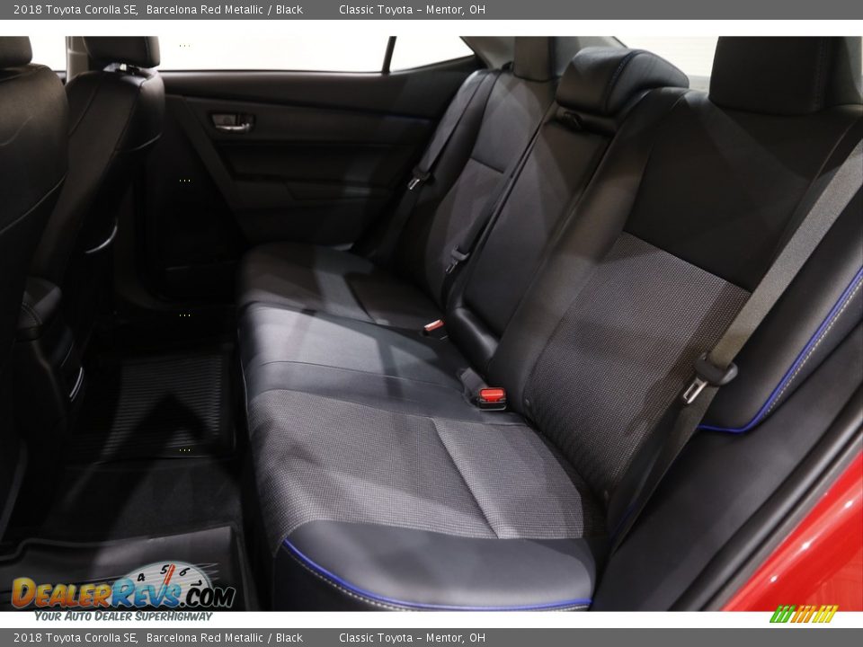 2018 Toyota Corolla SE Barcelona Red Metallic / Black Photo #15