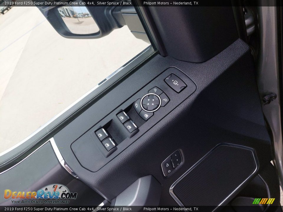 Door Panel of 2019 Ford F250 Super Duty Platinum Crew Cab 4x4 Photo #12