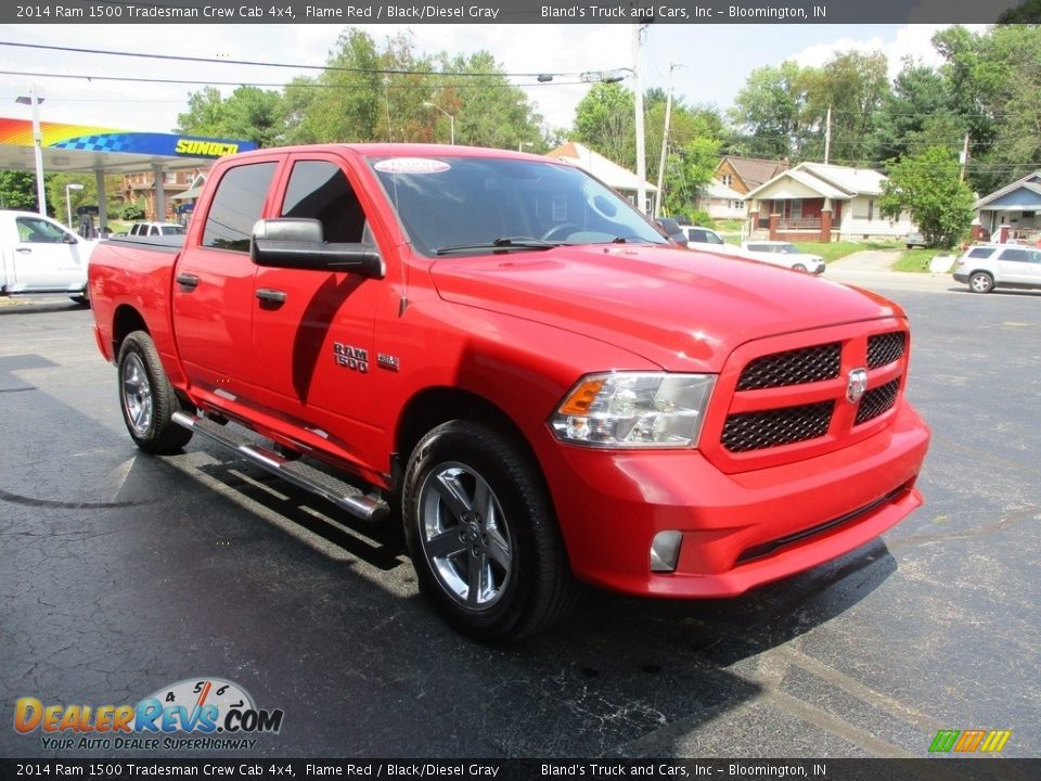 Front 3/4 View of 2014 Ram 1500 Tradesman Crew Cab 4x4 Photo #5