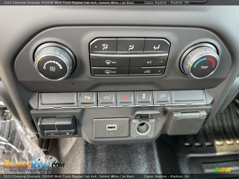 Controls of 2020 Chevrolet Silverado 3500HD Work Truck Regular Cab 4x4 Photo #12