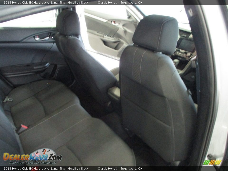 2018 Honda Civic EX Hatchback Lunar Silver Metallic / Black Photo #19