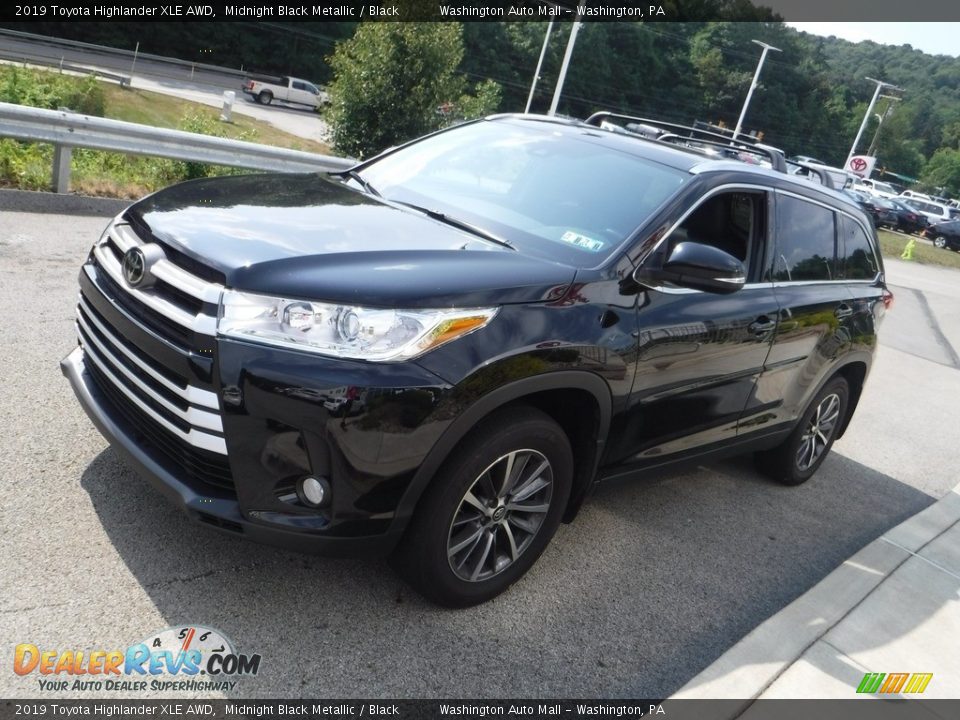 2019 Toyota Highlander XLE AWD Midnight Black Metallic / Black Photo #12