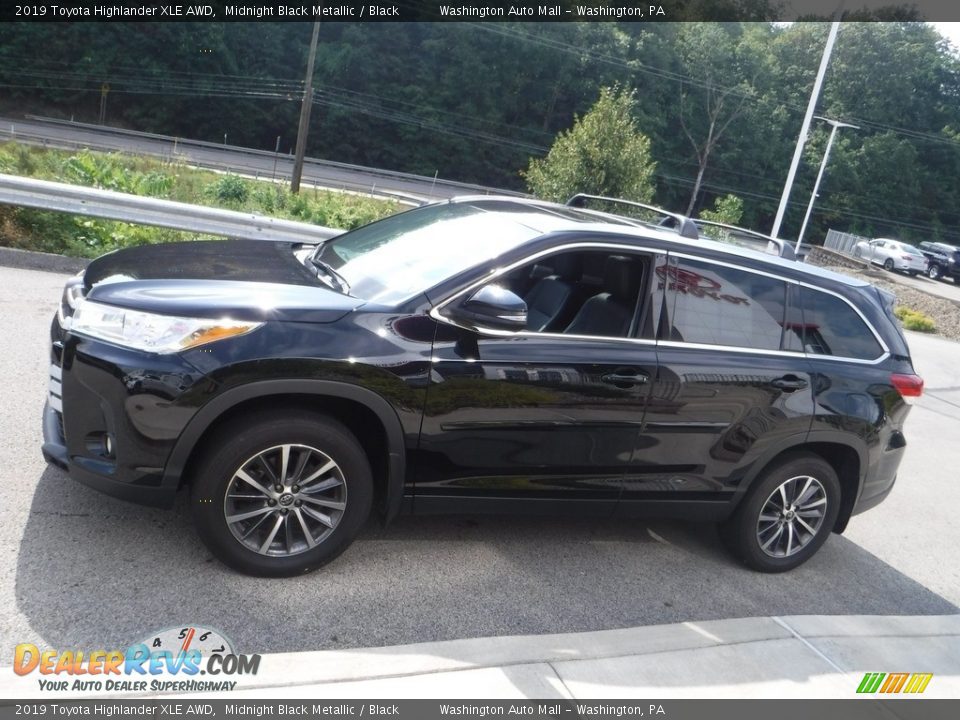 2019 Toyota Highlander XLE AWD Midnight Black Metallic / Black Photo #13