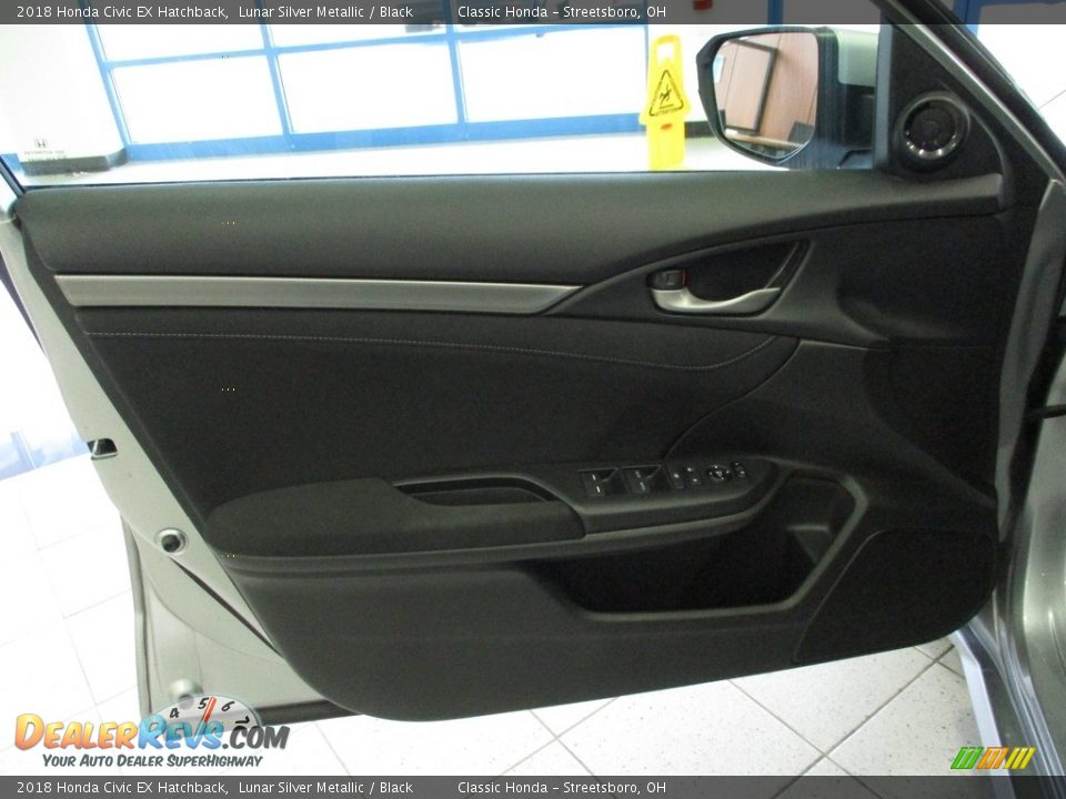 2018 Honda Civic EX Hatchback Lunar Silver Metallic / Black Photo #26