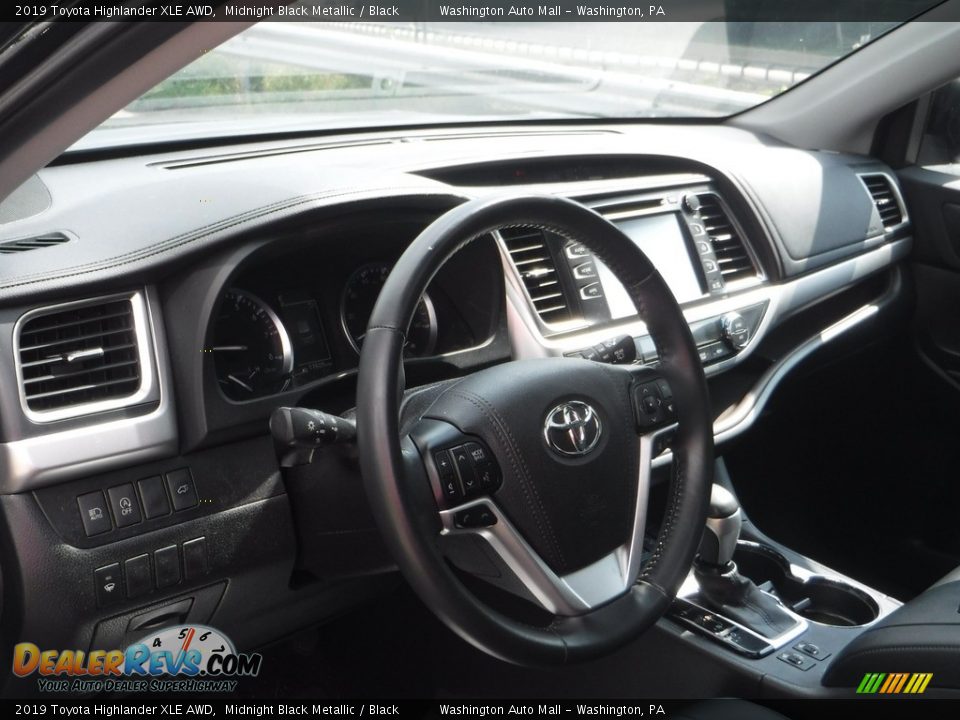 2019 Toyota Highlander XLE AWD Midnight Black Metallic / Black Photo #18