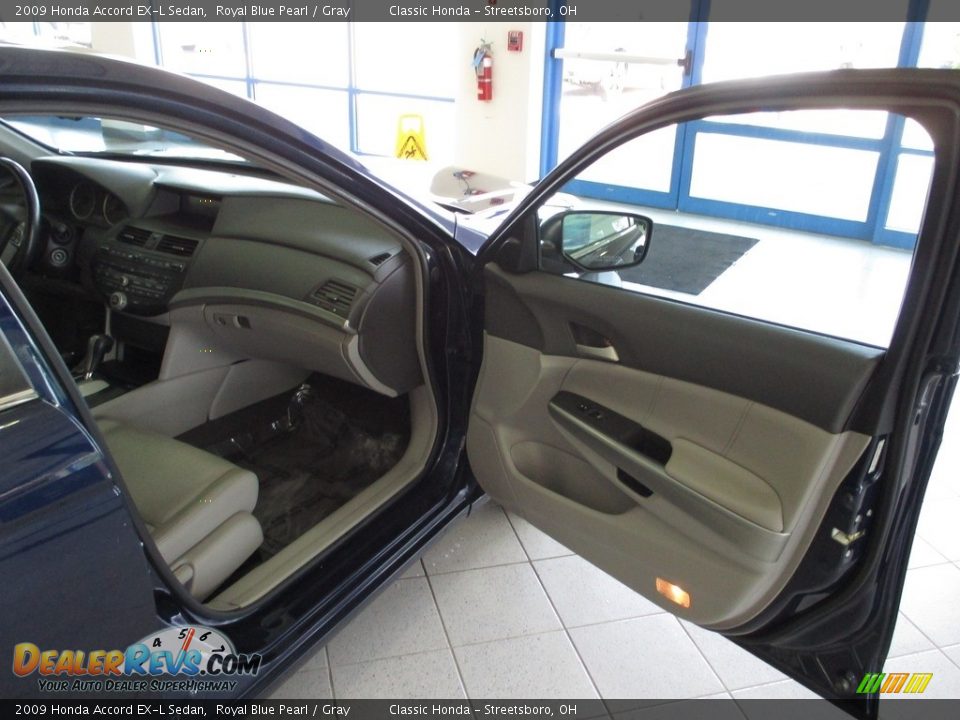 2009 Honda Accord EX-L Sedan Royal Blue Pearl / Gray Photo #13