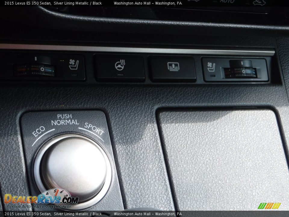 Controls of 2015 Lexus ES 350 Sedan Photo #9