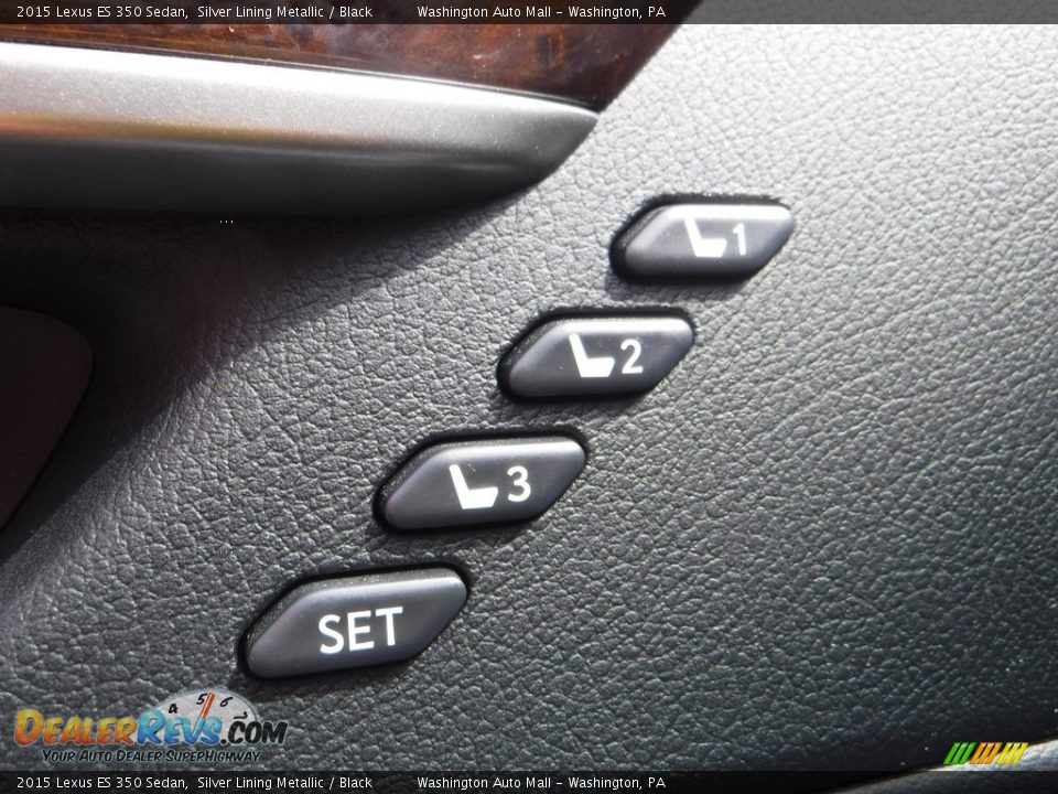 Controls of 2015 Lexus ES 350 Sedan Photo #24