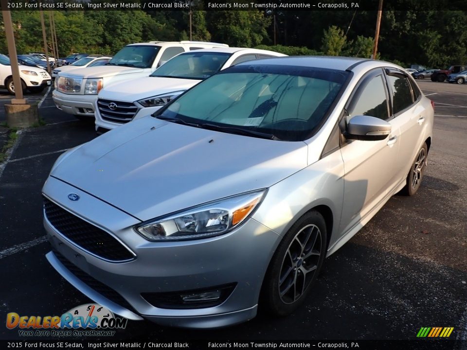 2015 Ford Focus SE Sedan Ingot Silver Metallic / Charcoal Black Photo #1