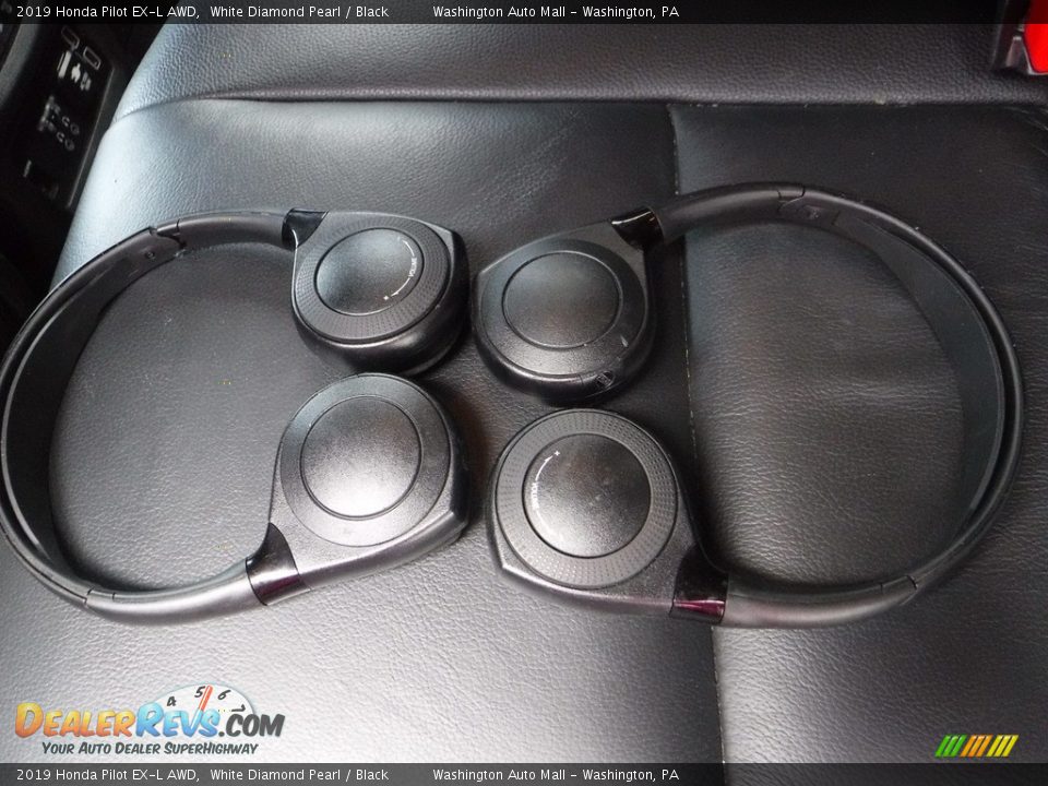 2019 Honda Pilot EX-L AWD White Diamond Pearl / Black Photo #12