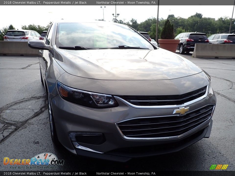 2018 Chevrolet Malibu LT Pepperdust Metallic / Jet Black Photo #12