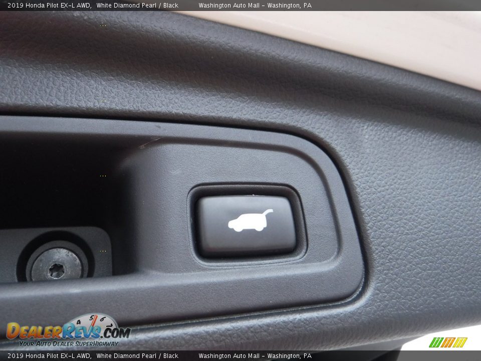 2019 Honda Pilot EX-L AWD White Diamond Pearl / Black Photo #33