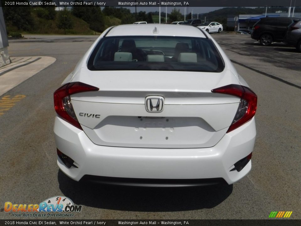 2018 Honda Civic EX Sedan White Orchid Pearl / Ivory Photo #9