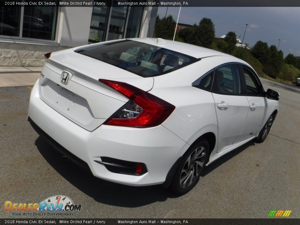 2018 Honda Civic EX Sedan White Orchid Pearl / Ivory Photo #10