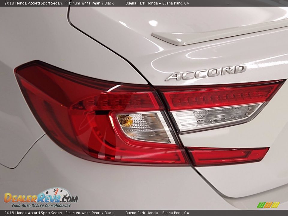 2018 Honda Accord Sport Sedan Platinum White Pearl / Black Photo #8