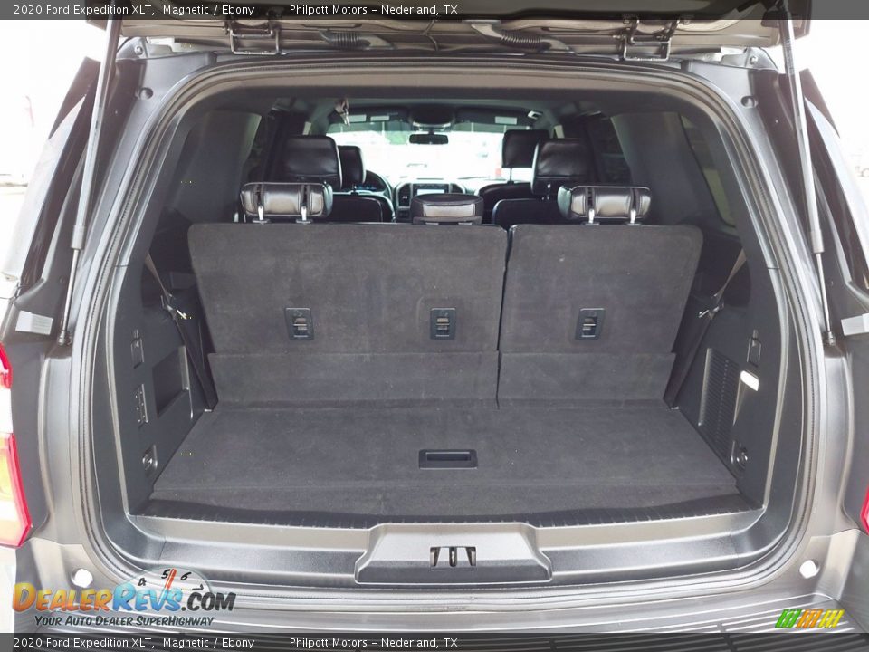 2020 Ford Expedition XLT Magnetic / Ebony Photo #25