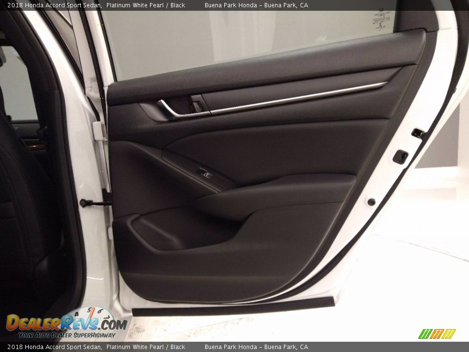 2018 Honda Accord Sport Sedan Platinum White Pearl / Black Photo #26