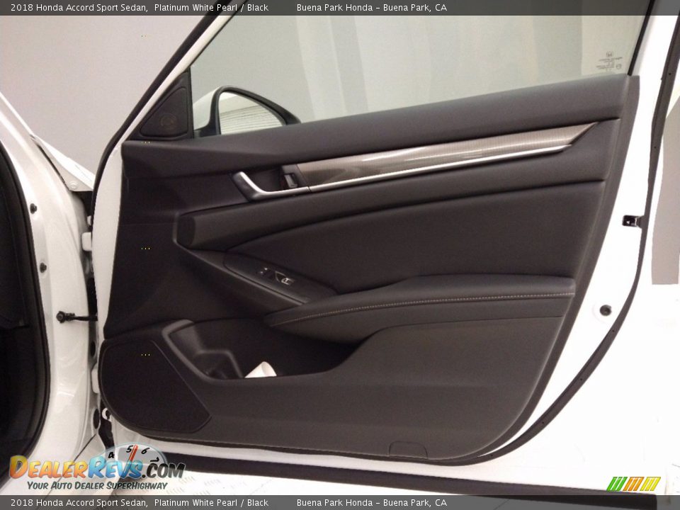 2018 Honda Accord Sport Sedan Platinum White Pearl / Black Photo #28