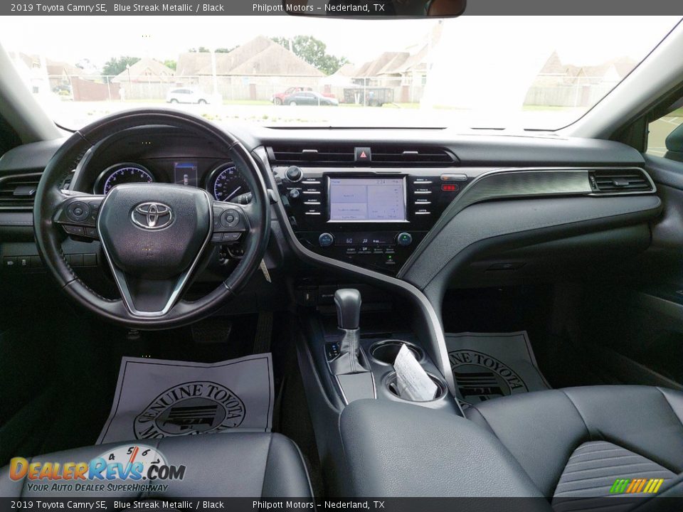 2019 Toyota Camry SE Blue Streak Metallic / Black Photo #11