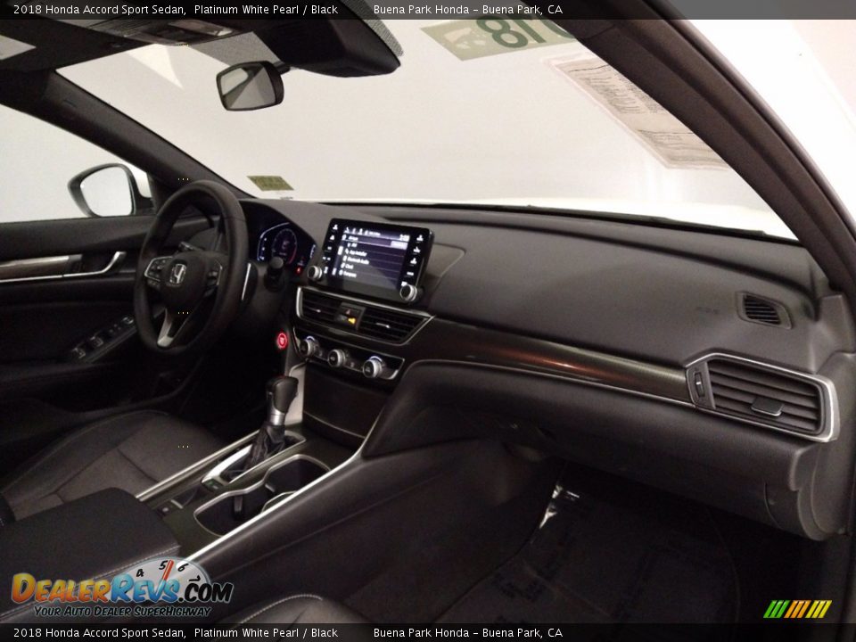 2018 Honda Accord Sport Sedan Platinum White Pearl / Black Photo #29