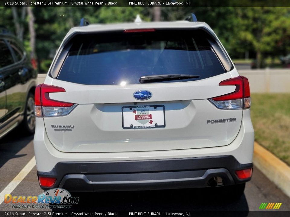 2019 Subaru Forester 2.5i Premium Crystal White Pearl / Black Photo #4