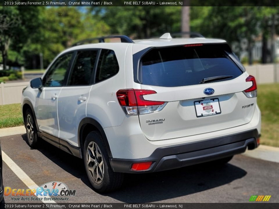2019 Subaru Forester 2.5i Premium Crystal White Pearl / Black Photo #5