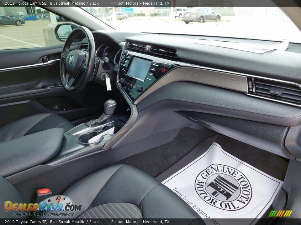 2019 Toyota Camry SE Blue Streak Metallic / Black Photo #27