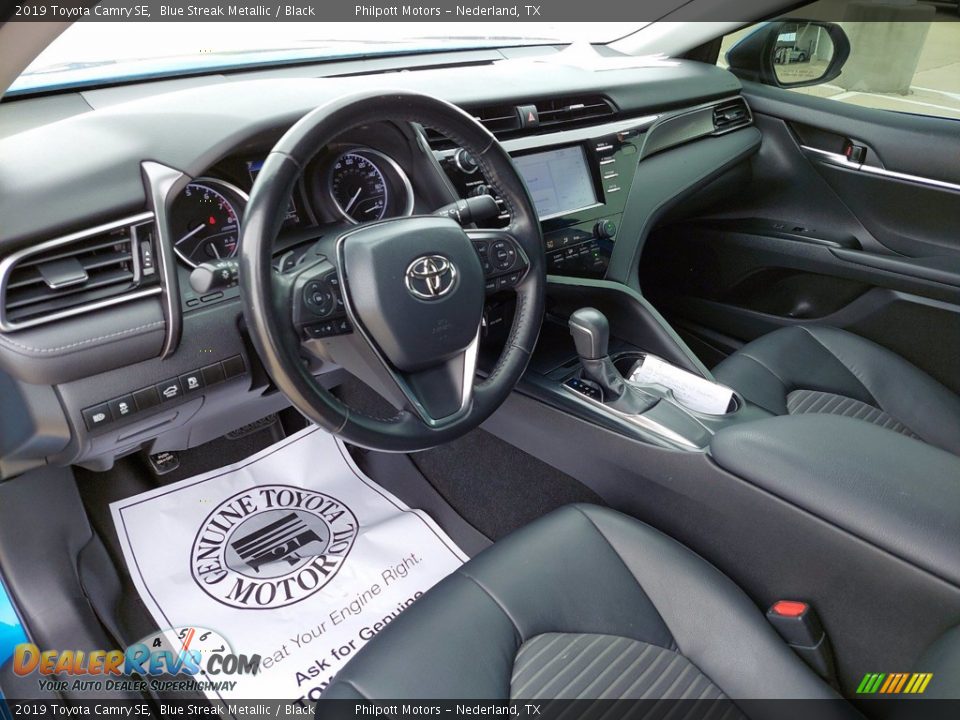 2019 Toyota Camry SE Blue Streak Metallic / Black Photo #28