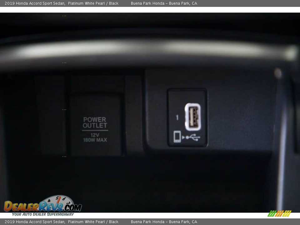 2019 Honda Accord Sport Sedan Platinum White Pearl / Black Photo #17