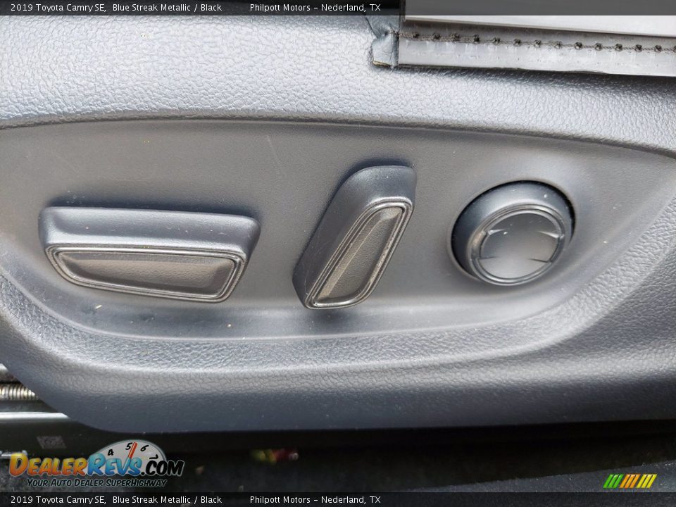 2019 Toyota Camry SE Blue Streak Metallic / Black Photo #29