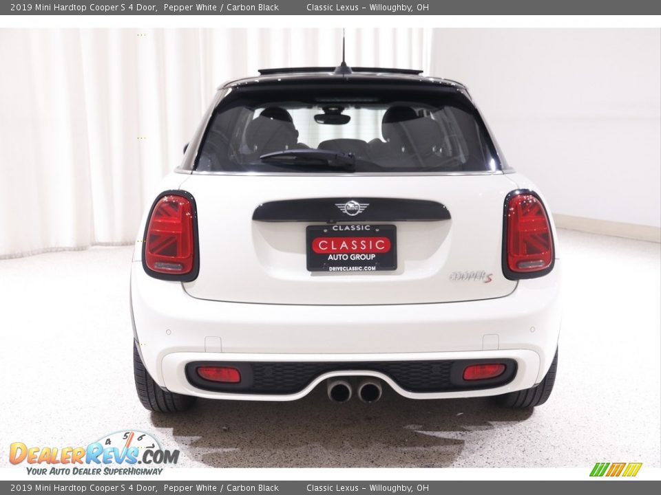 2019 Mini Hardtop Cooper S 4 Door Pepper White / Carbon Black Photo #17