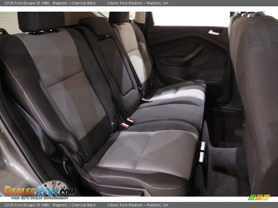 2018 Ford Escape SE 4WD Magnetic / Charcoal Black Photo #15