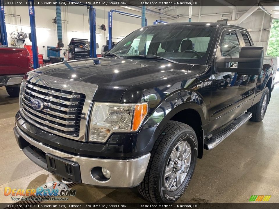 2011 Ford F150 XLT SuperCab 4x4 Tuxedo Black Metallic / Steel Gray Photo #1