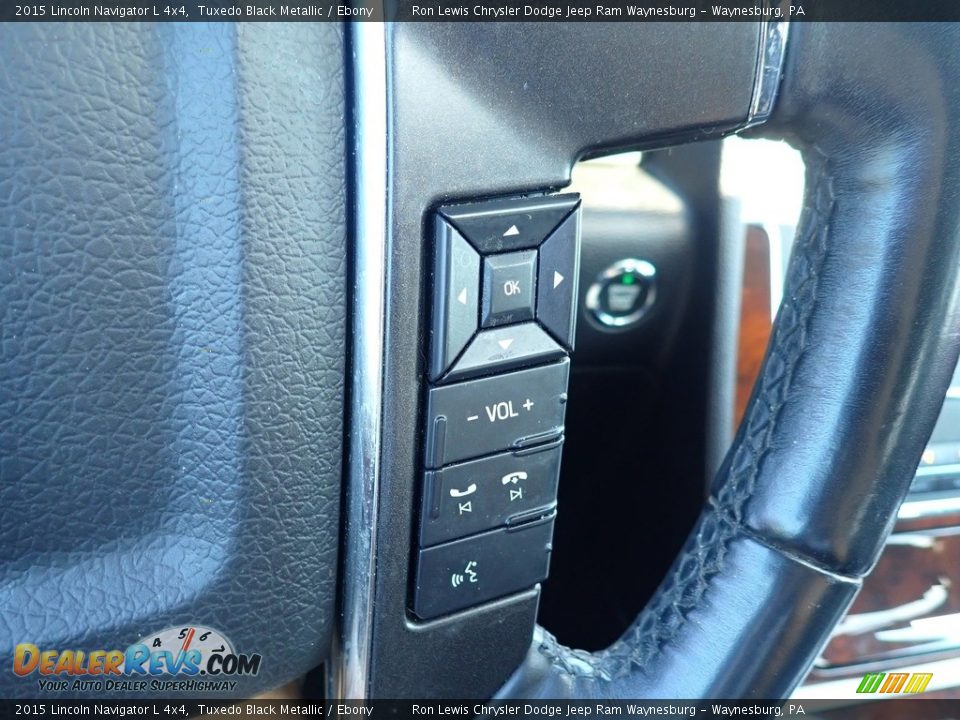 2015 Lincoln Navigator L 4x4 Steering Wheel Photo #19