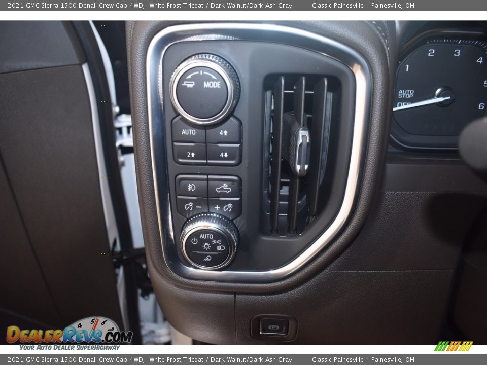 Controls of 2021 GMC Sierra 1500 Denali Crew Cab 4WD Photo #11