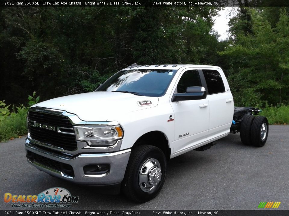 2021 Ram 3500 SLT Crew Cab 4x4 Chassis Bright White / Diesel Gray/Black Photo #2