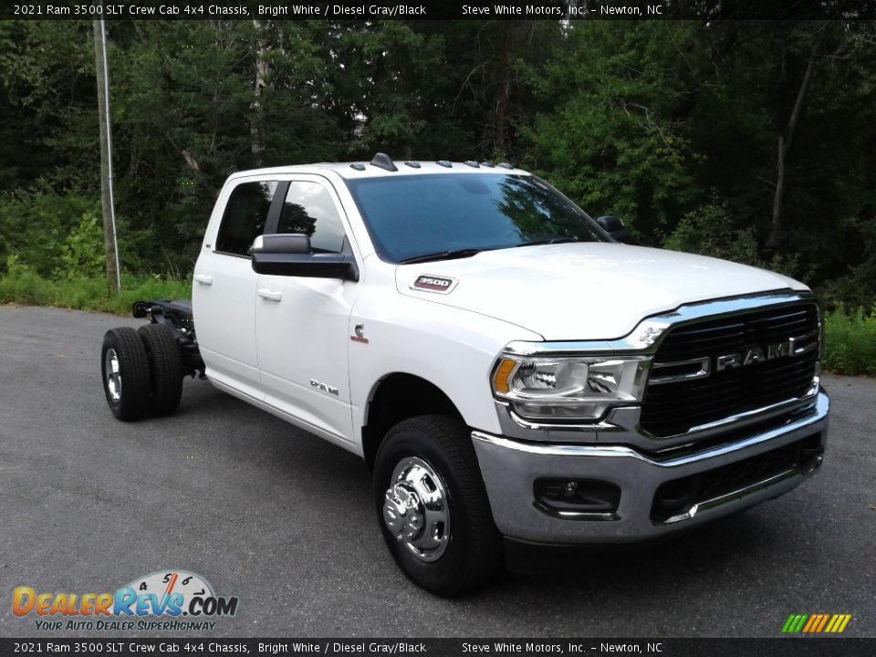 2021 Ram 3500 SLT Crew Cab 4x4 Chassis Bright White / Diesel Gray/Black Photo #4