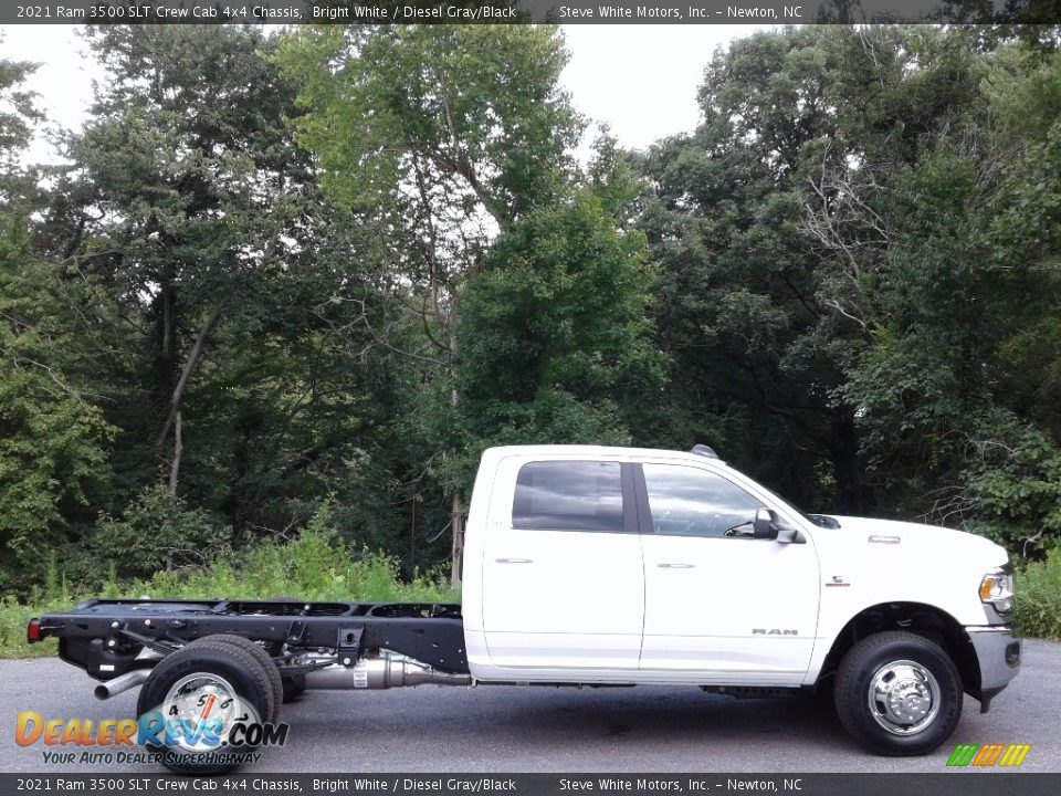 2021 Ram 3500 SLT Crew Cab 4x4 Chassis Bright White / Diesel Gray/Black Photo #5