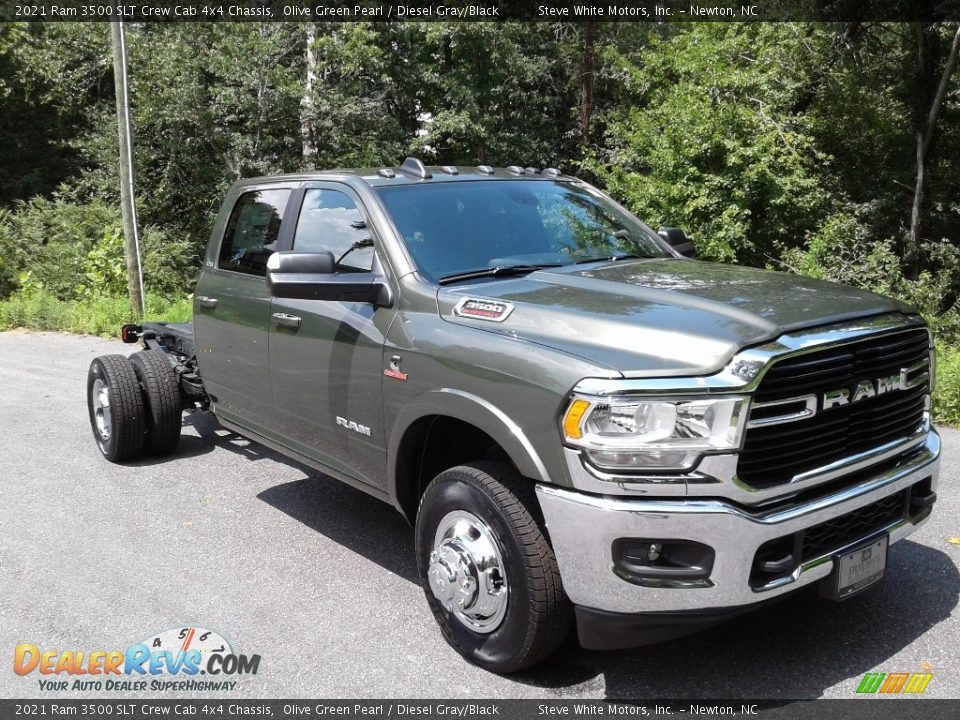 2021 Ram 3500 SLT Crew Cab 4x4 Chassis Olive Green Pearl / Diesel Gray/Black Photo #4