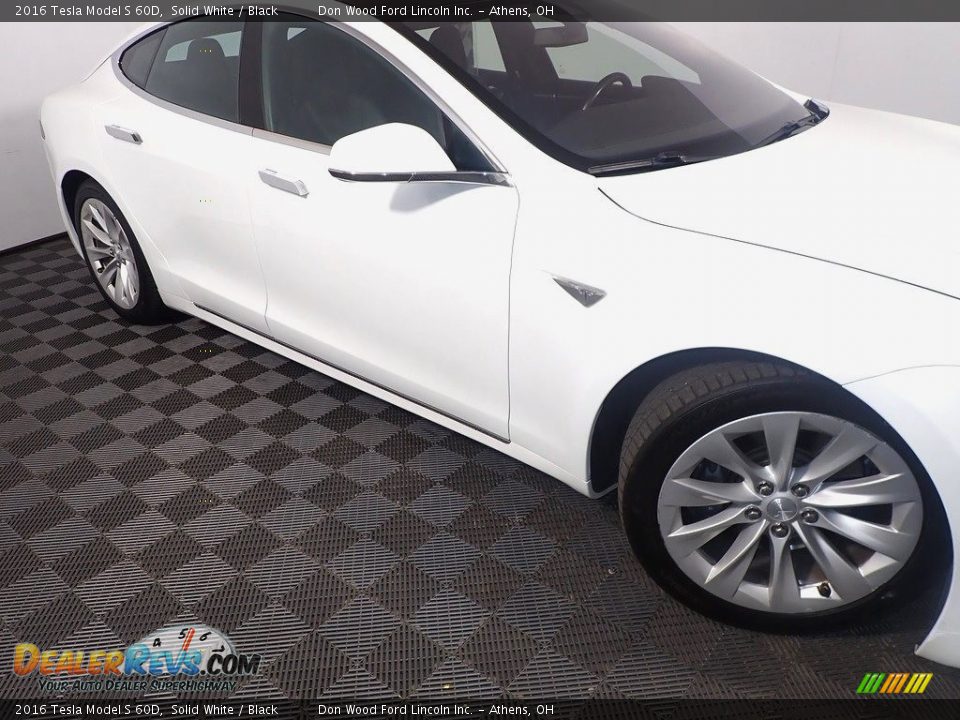 2016 Tesla Model S 60D Solid White / Black Photo #6