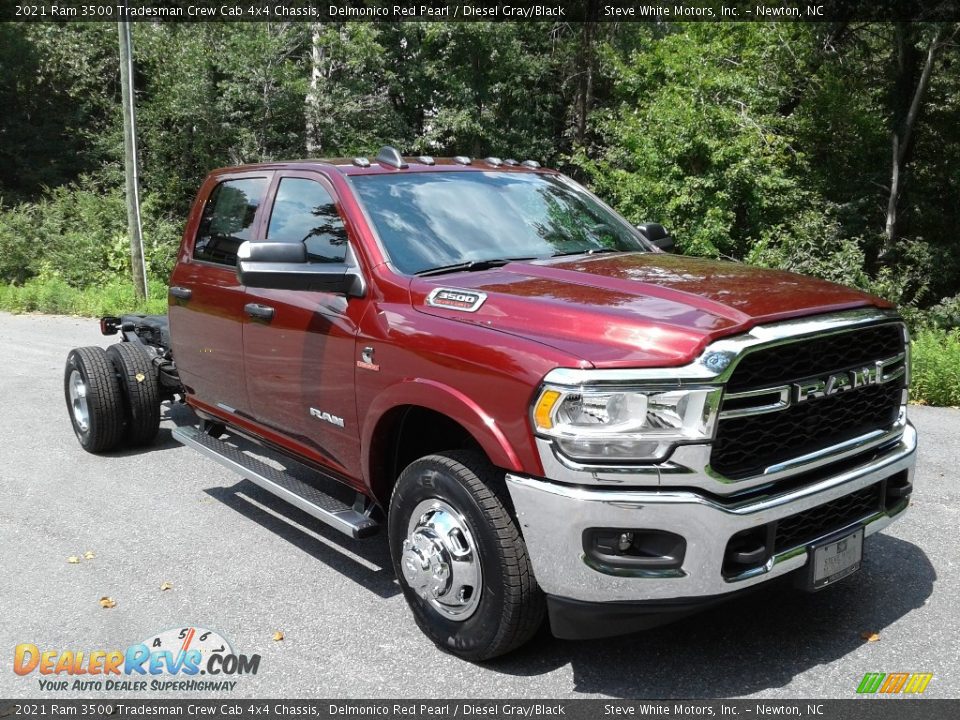 2021 Ram 3500 Tradesman Crew Cab 4x4 Chassis Delmonico Red Pearl / Diesel Gray/Black Photo #4