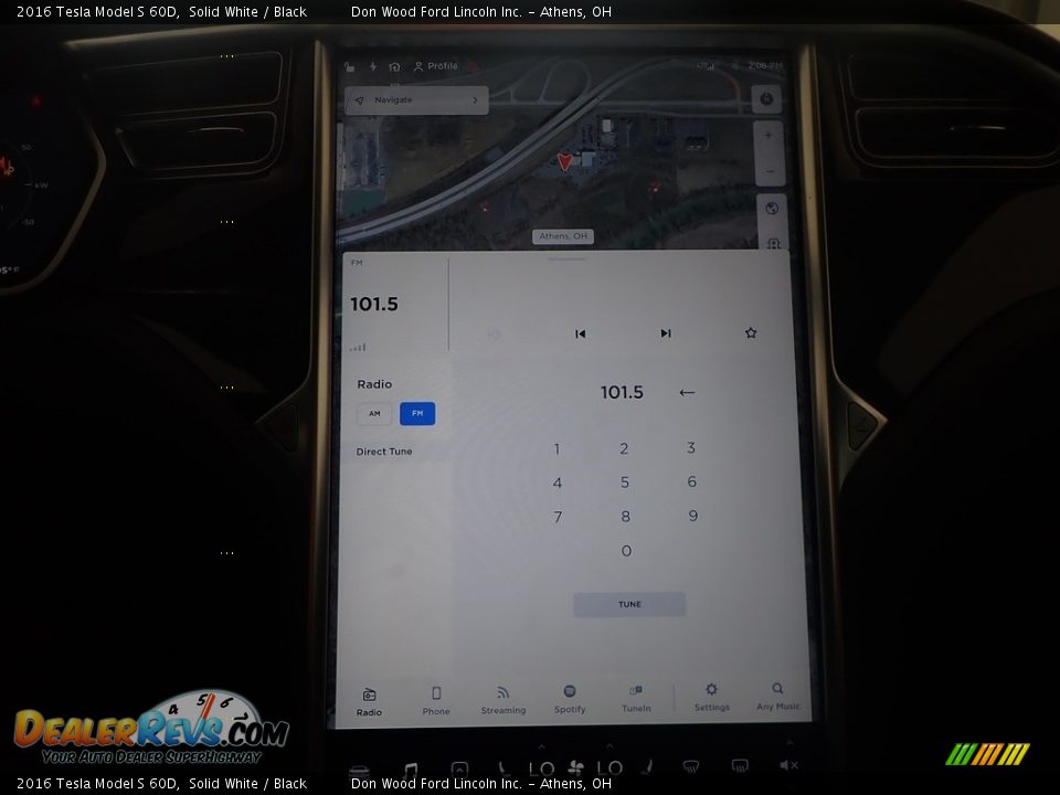 2016 Tesla Model S 60D Solid White / Black Photo #28